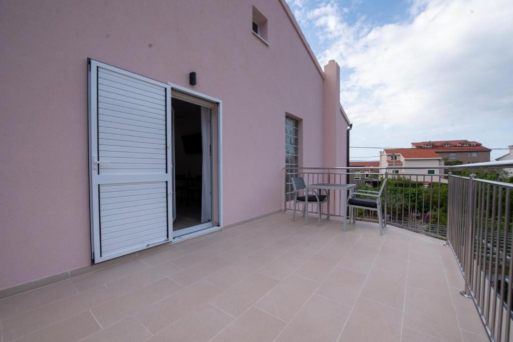 Charming Apartments Duce Omiš Eksteriør bilde